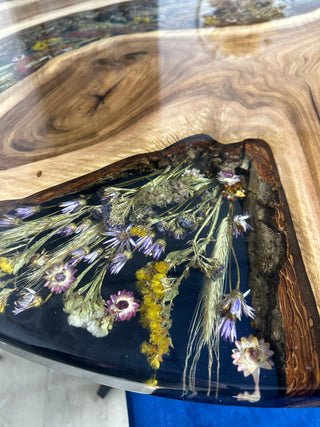 Custom round table 43”