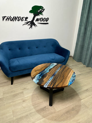 Runder Ocean Art Couchtisch aus Walnussholz