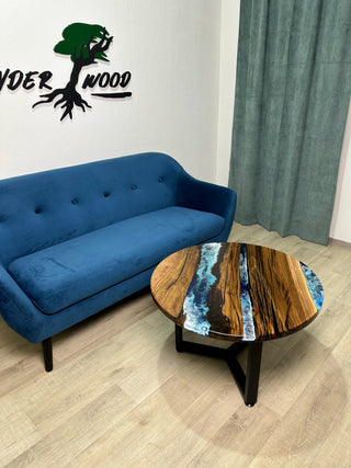 Runder Ocean Art Couchtisch aus Walnussholz