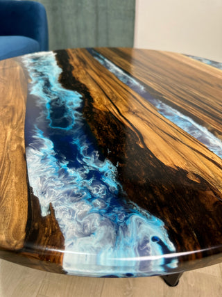 Runder Ocean Art Couchtisch aus Walnussholz
