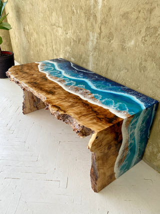 Ocean Wave Epoxidharz Couchtisch