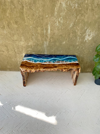 Ocean Wave Epoxidharz Couchtisch