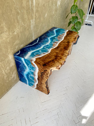Ocean Wave Epoxidharz Couchtisch