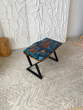 Epoxy-Couchtisch mit Weltkarte