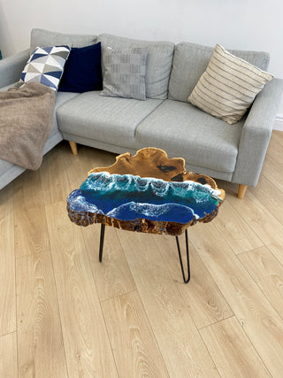 Live Edge Epoxidharz Couchtisch