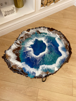 Ocean Couchtisch aus Walnussharz