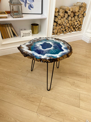 Ocean Couchtisch aus Walnussharz