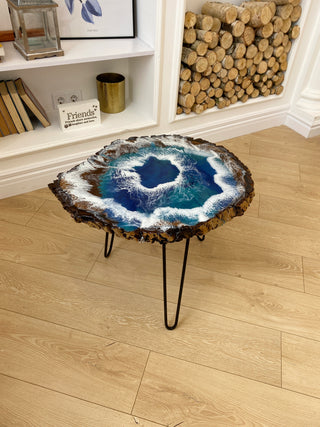 Ocean Couchtisch aus Walnussharz