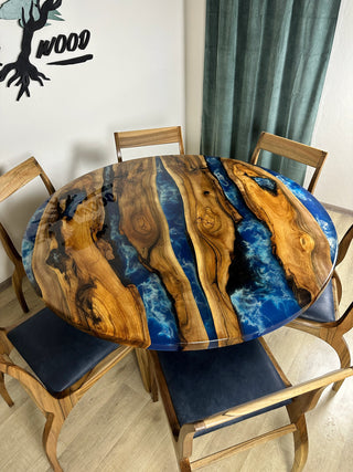How to Choose the Perfect Epoxy Round Table for 3, 4, 6, 8, 10, and 12 Seats | ThunderWood Studio