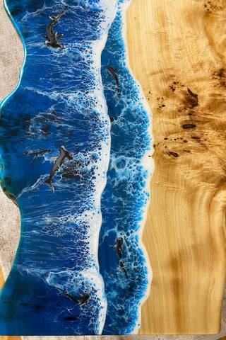 Live-Edge-Tisch aus Epoxidharz