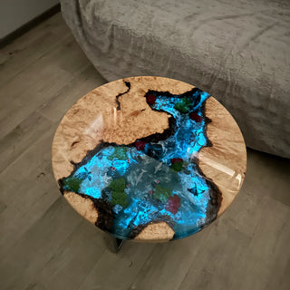 Runder Couchtisch aus Epoxidharz