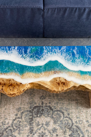 Epoxidharz-Wasserfall-Couchtisch