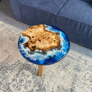 Couchtisch aus Pappelholz und Epoxidharz