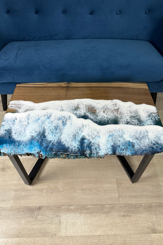Couchtisch aus Walnuss-Ocean-Harz