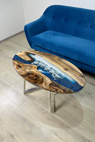 Klarer blauer Epoxidharz-Couchtisch River