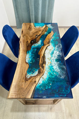 Live Edge Epoxidharztisch