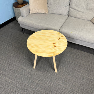 Round pine wood coffee table