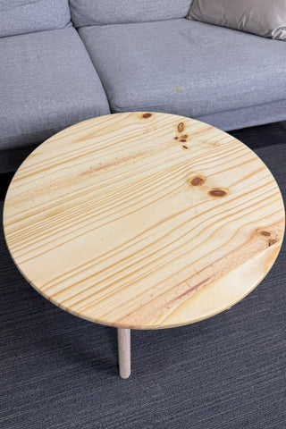 Round pine wood coffee table