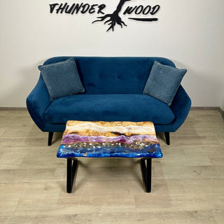 Couchtisch aus Epoxidharz in Dunkelviolett