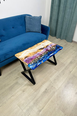 Couchtisch aus Epoxidharz in Dunkelviolett