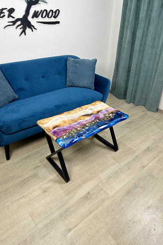 Couchtisch aus Epoxidharz in Dunkelviolett