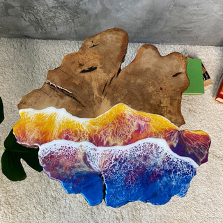 Live Edge Couchtisch mit Epoxidharz