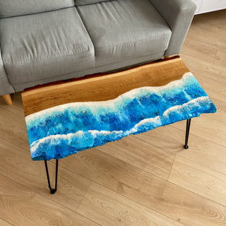 Couchtisch aus Eiche mit Epoxidharz