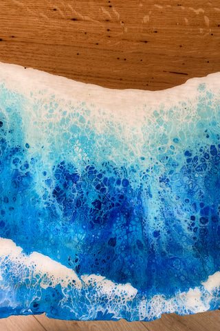 Couchtisch aus Eiche mit Epoxidharz