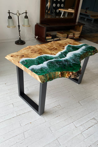 Couchtisch aus Kunstharz „Ocean Wave“