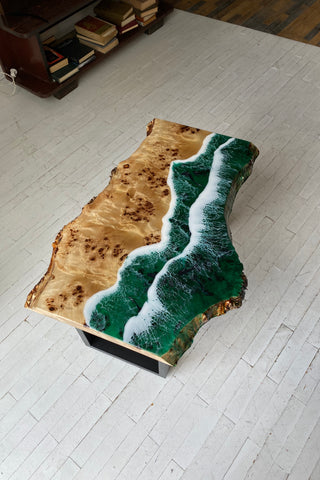 Couchtisch aus Kunstharz „Ocean Wave“