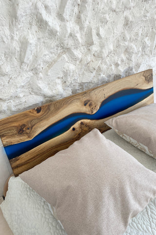 Kopfteile aus Epoxidharz von River