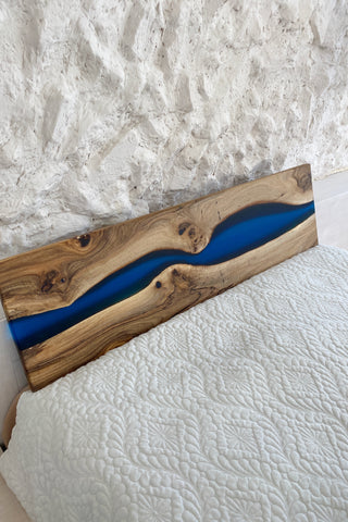 Kopfteile aus Epoxidharz von River