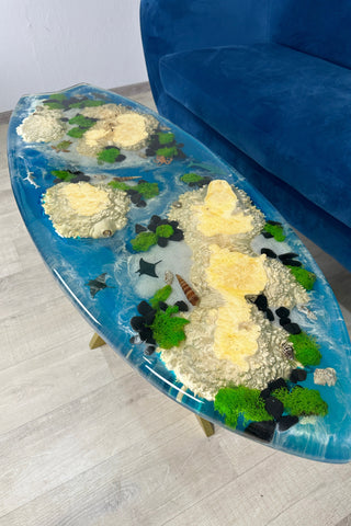 Aquarium surfboard coffee table