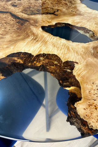 Round Clear Epoxy Resin Dining Table