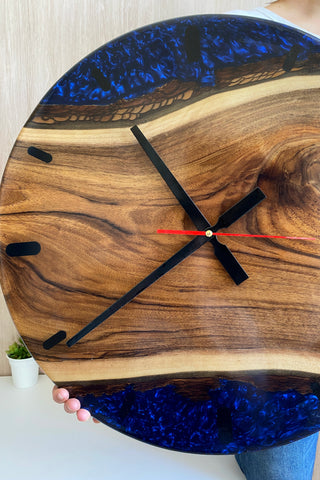 Blue Resin Clock