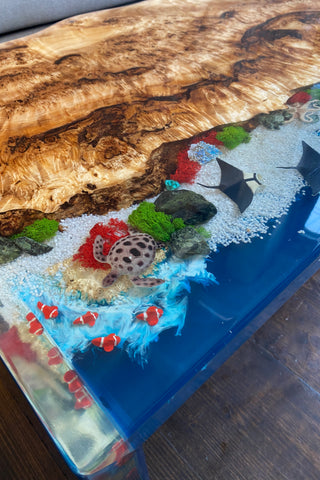 Couchtisch mit Aquarium-Design