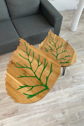 Leaf-Shaped Coffee Table Set of 2 in Solid Wood