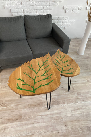 Leaf-Shaped Coffee Table Set of 2 in Solid Wood