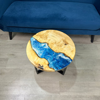 Runder Epoxy-Flusstisch