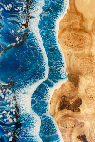 Couchtisch aus Ahornholz mit Epoxidharz