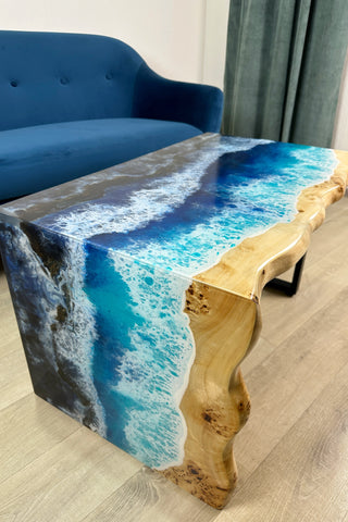 Wasserfall-Stehtisch