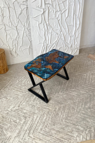 Epoxy-Couchtisch mit Weltkarte
