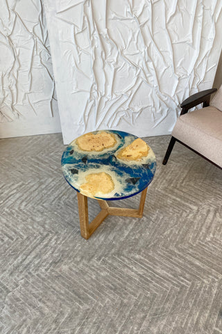 Couchtisch aus Ahorn-Epoxidharz