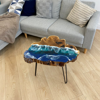 Live Edge Epoxidharz Couchtisch