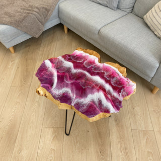 Kunst-Couchtisch aus Epoxidharz