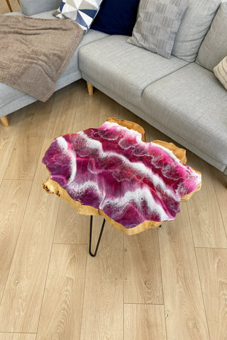 Kunst-Couchtisch aus Epoxidharz
