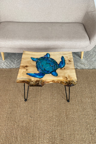 Schildkröten-Couchtisch aus Epoxidharz