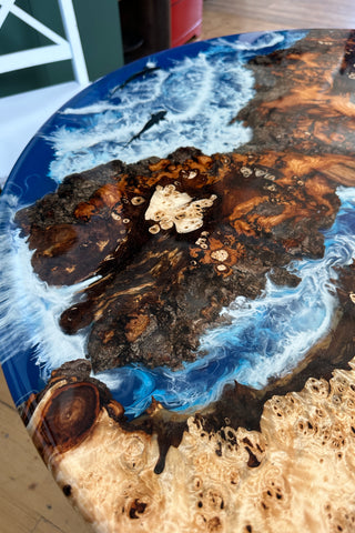 Round Resin Dining Table