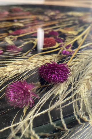 Blumenharztisch