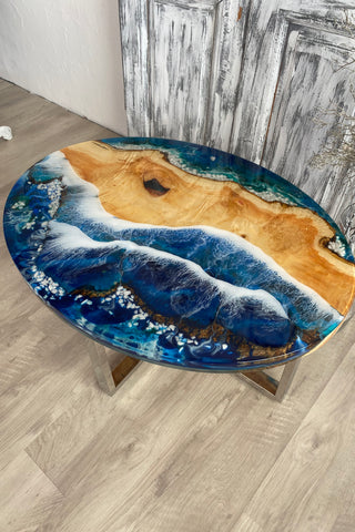 Ovaler Couchtisch